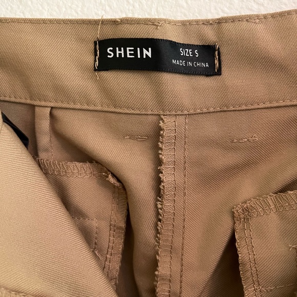 Men’s Tan Dress Pants - Picture 4 of 4